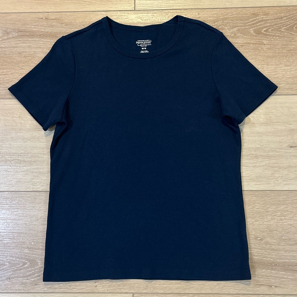 Women’s Pendleton Top Navy Medium